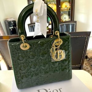 Medium lady dior